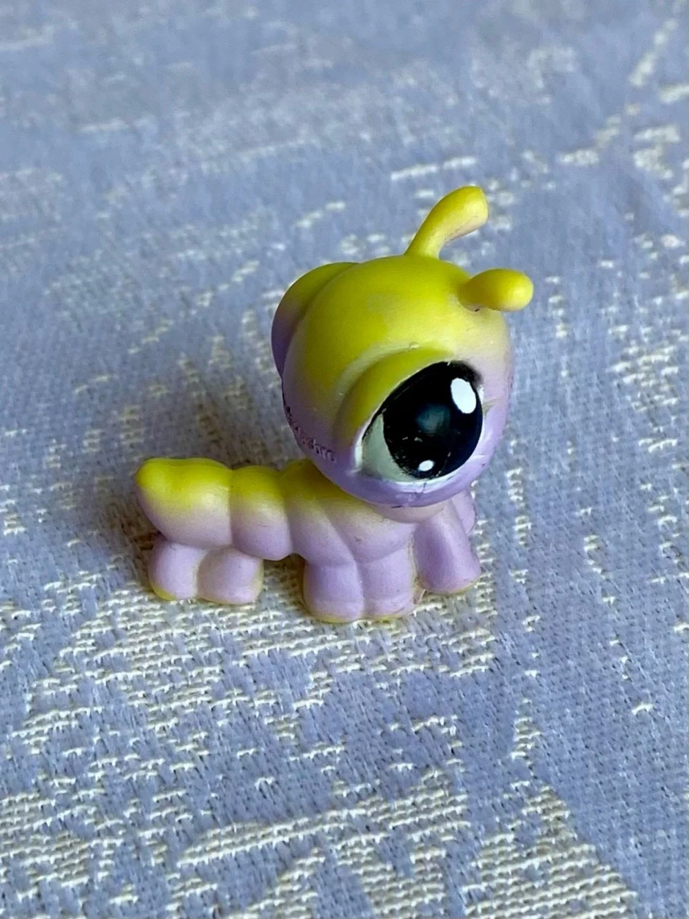 Vintage Hasbro Littlest Pet Shop LPS Baby Purple Yellow Inchworm Caterpillar